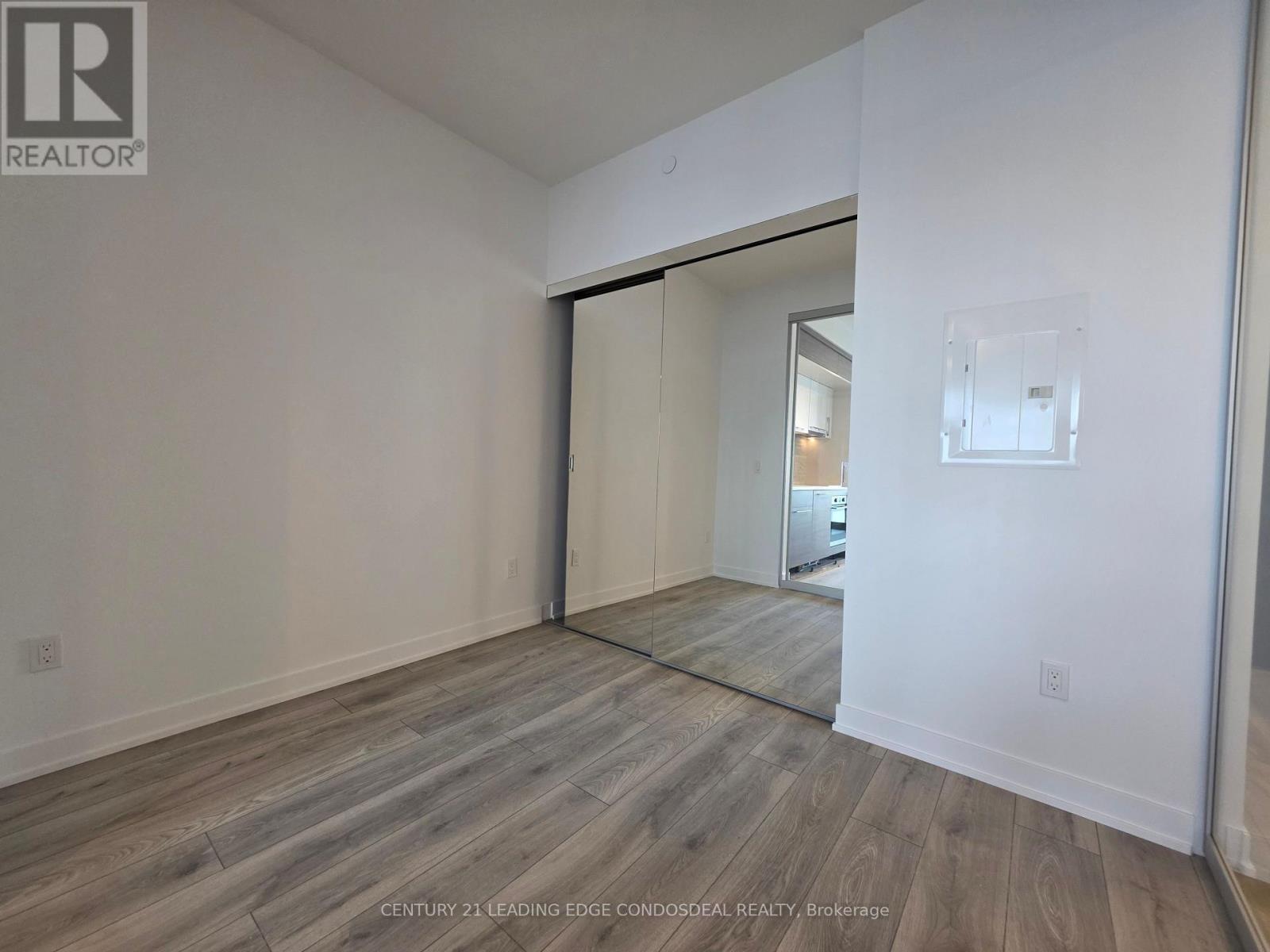 1902 - 29 Green Trail Court, Toronto, Ontario  M2K 0J9 - Photo 11 - C12988406