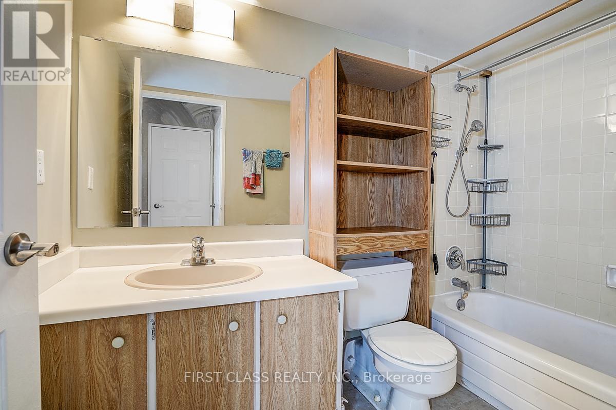 1003 - 5580 Sheppard Avenue E, Toronto, Ontario  M1B 2L3 - Photo 6 - E12988380