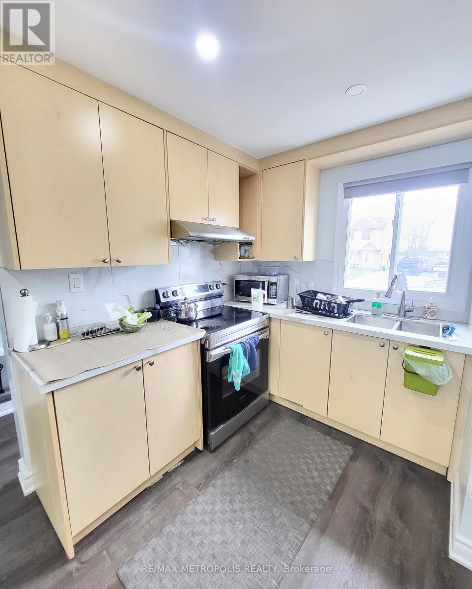 Main & Upper - 1192 Oxford Street, Oshawa, Ontario  L1J 6C8 - Photo 4 - E12988420