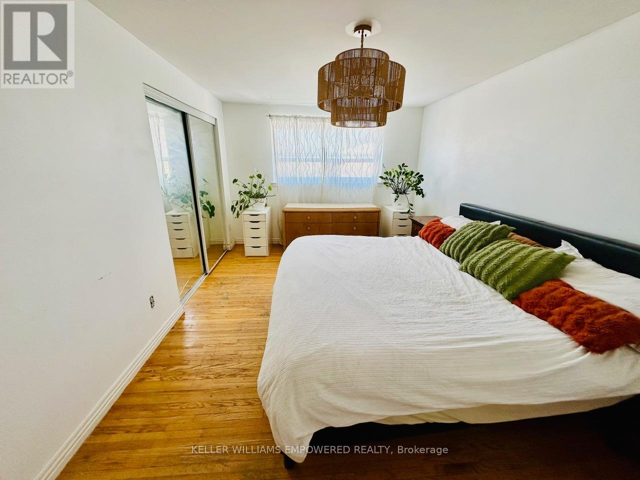 52 Endsleigh Crescent, Toronto, Ontario  M2J 3N6 - Photo 14 - C12745116