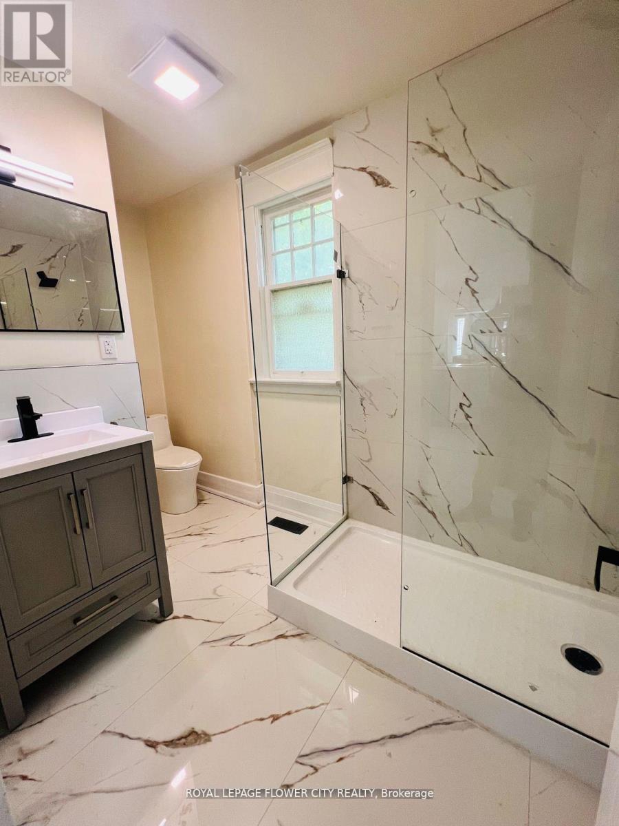 346 Wharncliffe Road, London South, Ontario  N6J 2L8 - Photo 8 - X12940374