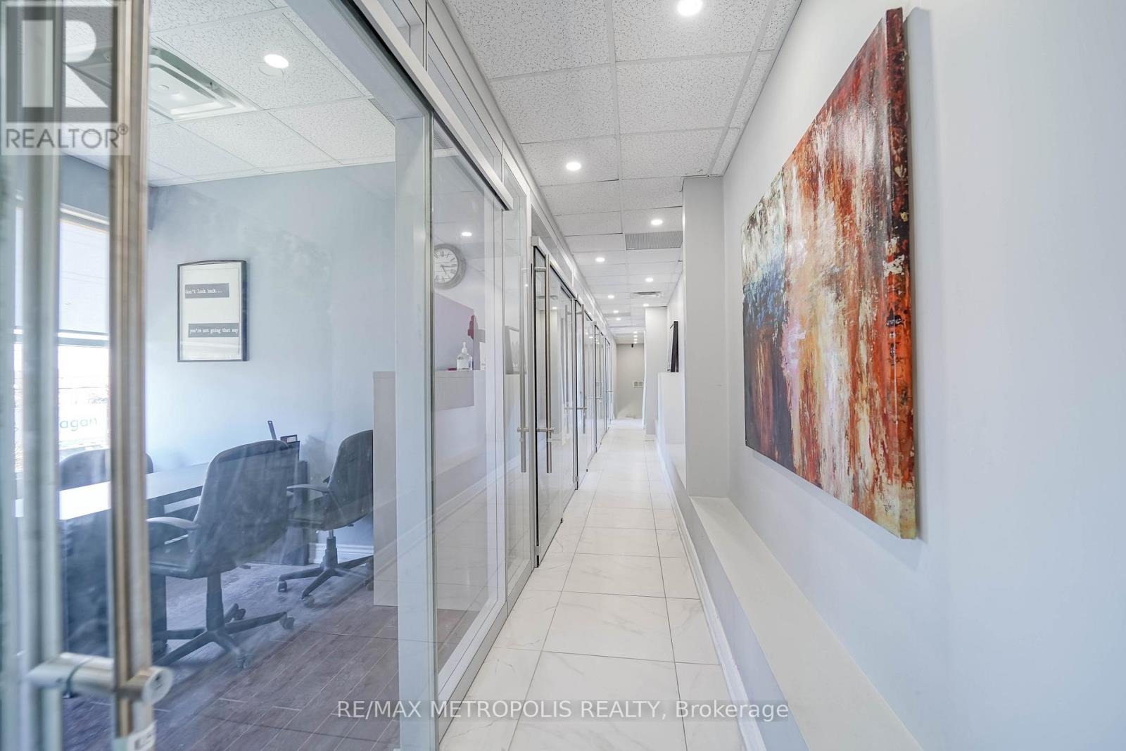 90uab - 7393 Markham Road, Markham, Ontario  L3S 0B5 - Photo 17 - N12988416