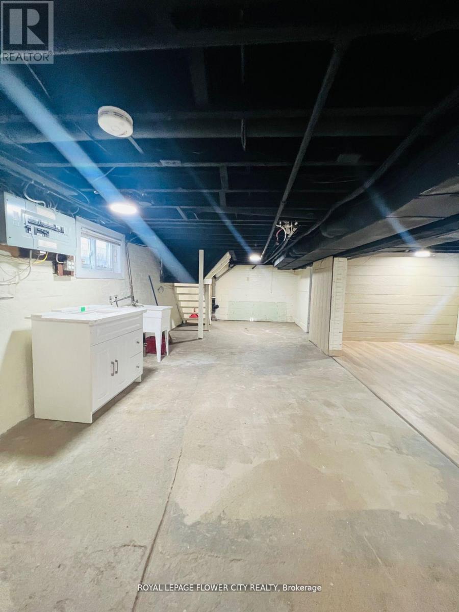 346 Wharncliffe Road, London South, Ontario  N6J 2L8 - Photo 24 - X12940374