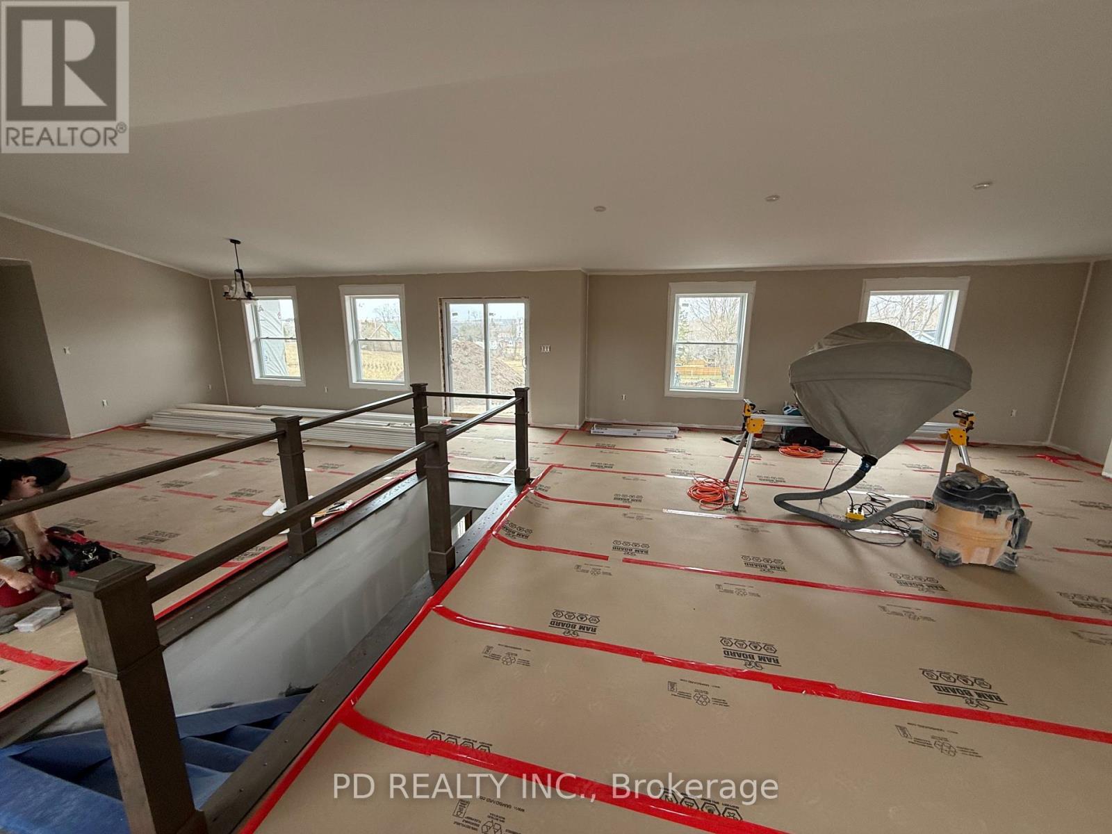 2467 Queen Mary Street, Cavan Monaghan, Ontario  L0A 1C0 - Photo 13 - X12954766