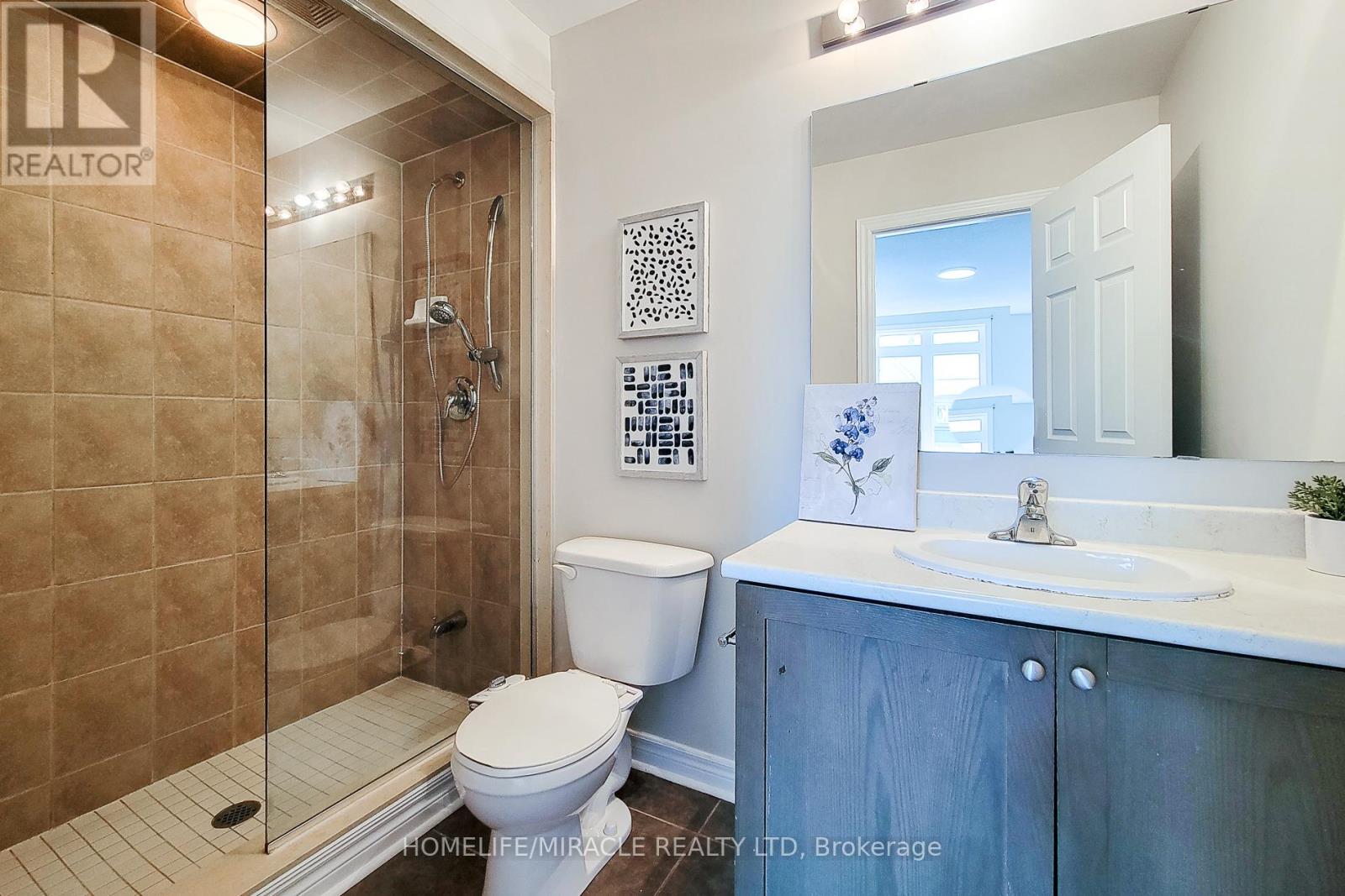 2423 Montagne Avenue, Oakville, Ontario  L6M 0J4 - Photo 13 - W12988408