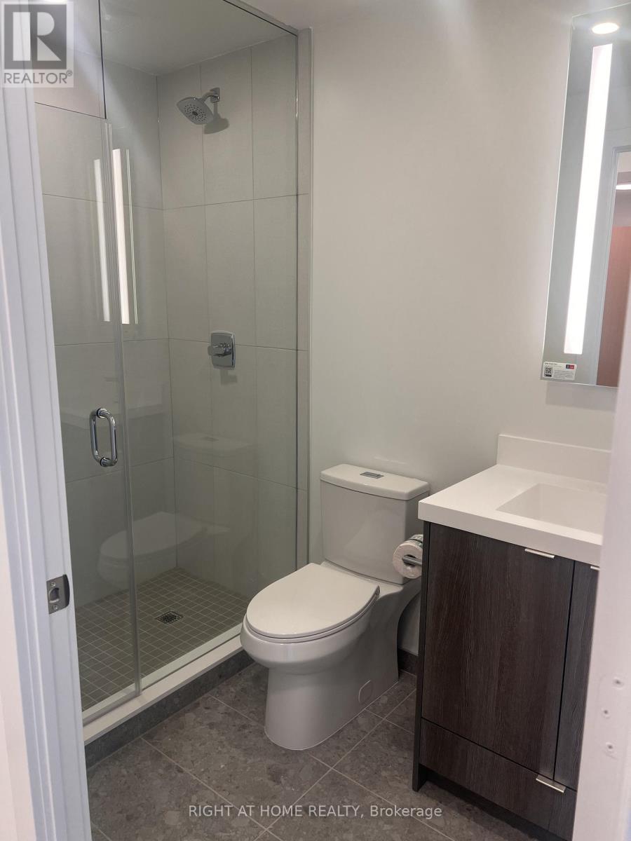 60 Central Park Roadway, Toronto, Ontario  M9A 0E6 - Photo 4 - W12988410