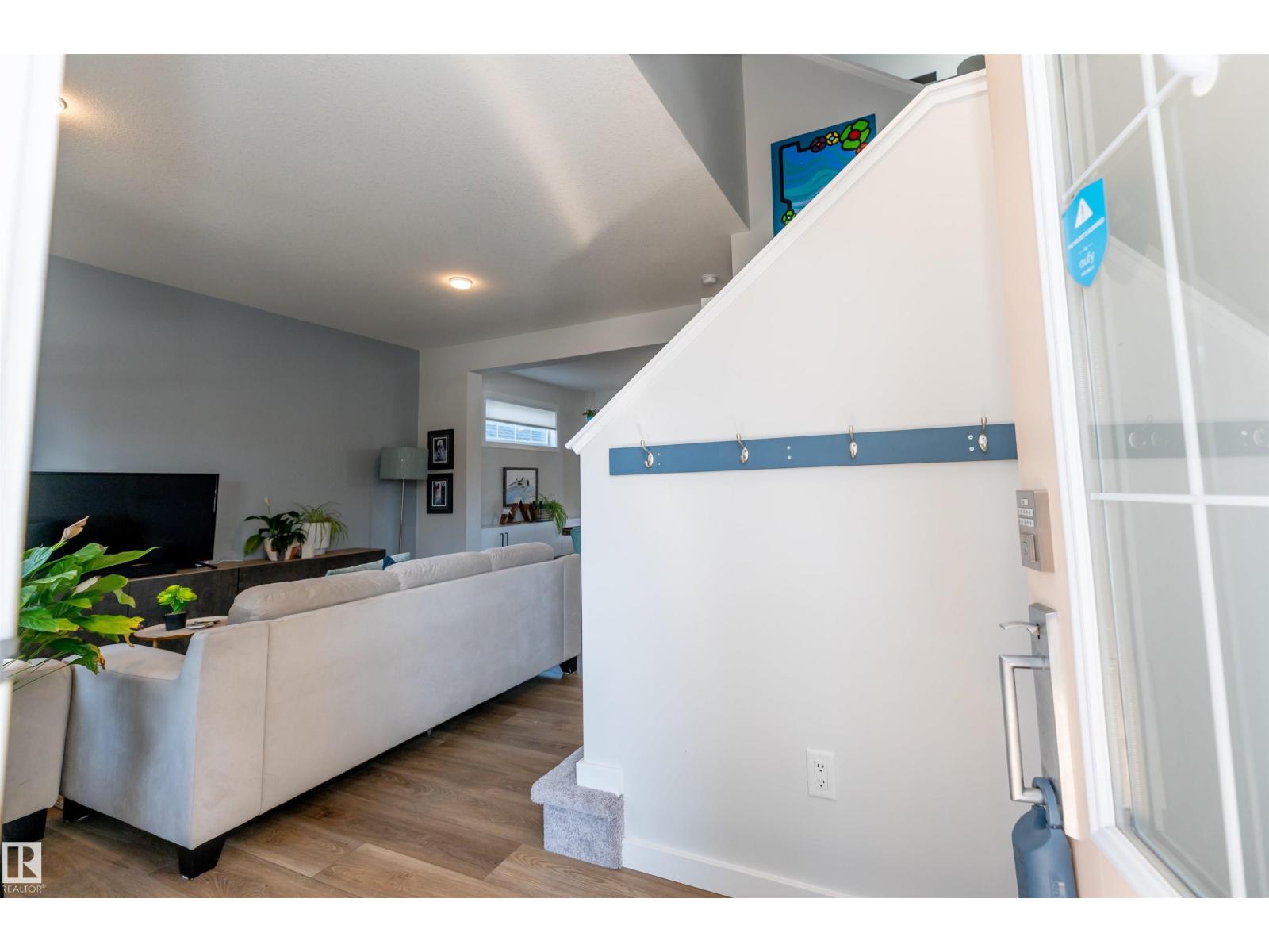 6078 Naden Ld NW, Edmonton, Alberta  T5E 6X8 - Photo 3 - E4481756