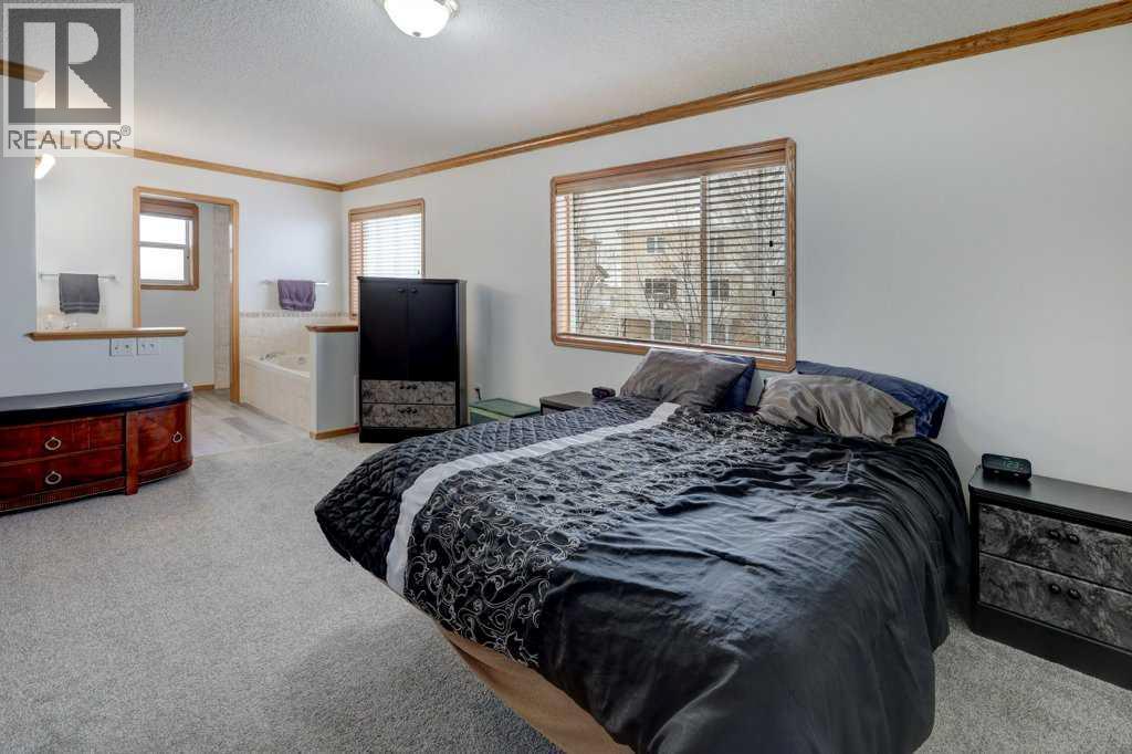 182 Harvest Creek Close NE, Calgary, Alberta  T3K 4P8 - Photo 15 - A2292687