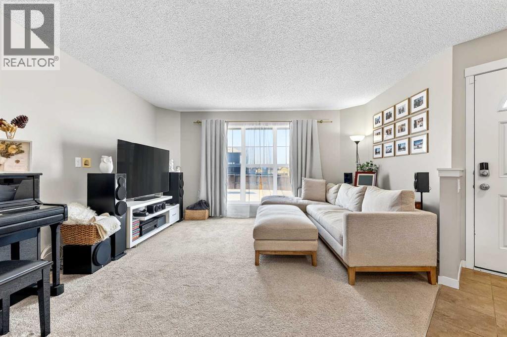 336 Cranberry Circle SE, Calgary, Alberta  T3M 1E4 - Photo 6 - A2300810