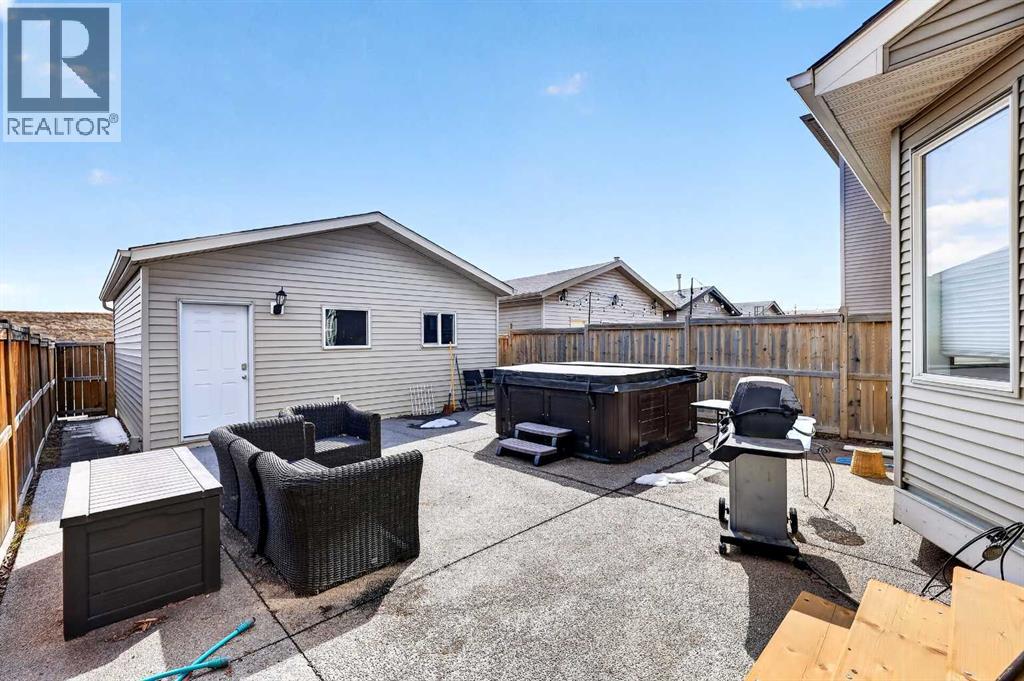 336 Cranberry Circle SE, Calgary, Alberta  T3M 1E4 - Photo 2 - A2300810