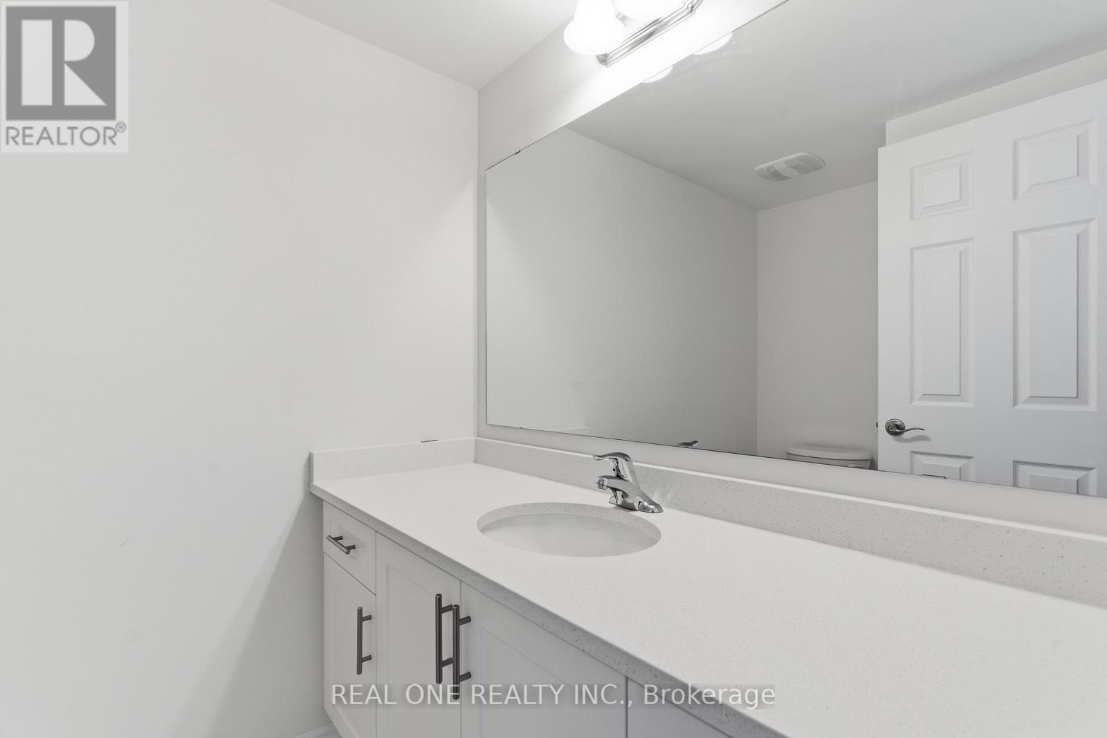 33a - 85 Mullin Drive, Guelph, Ontario N1E 0R4 - Photo 13 - X12988398