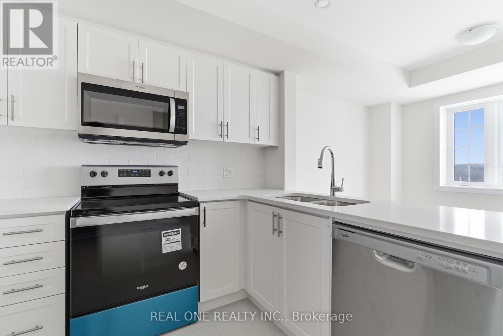 33a - 85 Mullin Drive, Guelph, Ontario N1E 0R4 - Photo 6 - X12988398