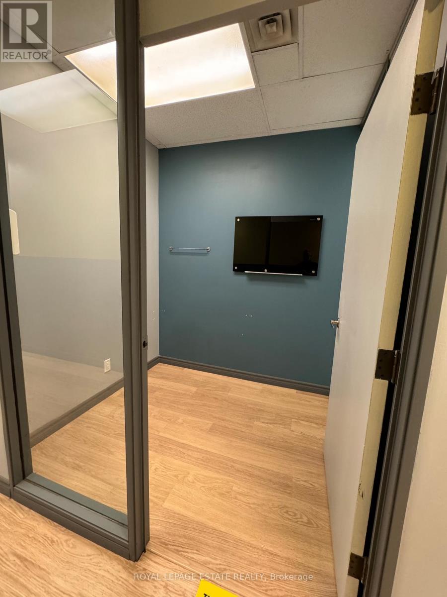 103 - 124 Merton Street, Toronto, Ontario  M4S 2Z2 - Photo 11 - C12936834