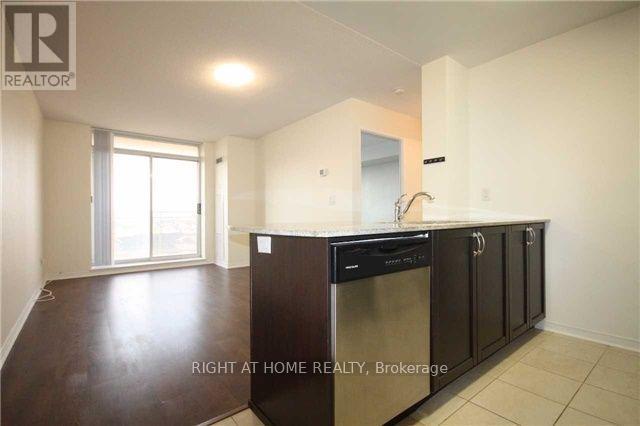 613 - 75 King William Crescent, Richmond Hill, Ontario L4B 0C1 - Photo 6 - N12942658