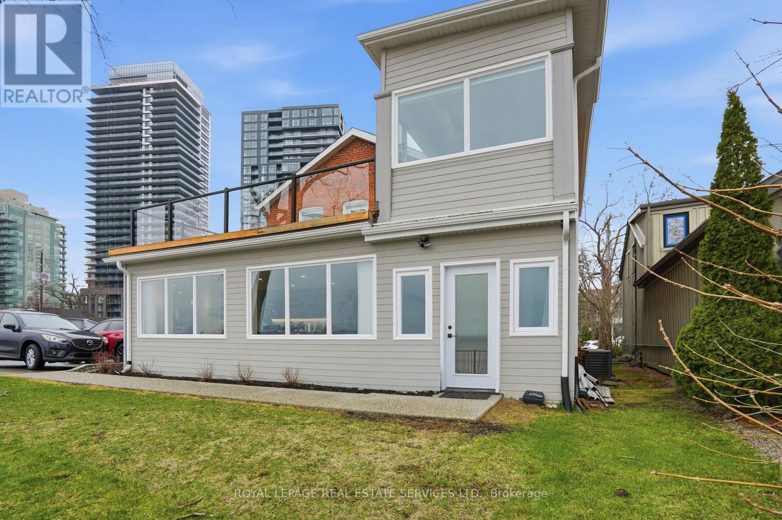 4 - 2100 Old Lakeshore Road, Burlington, Ontario  L7R 1E3 - Photo 20 - W12963232