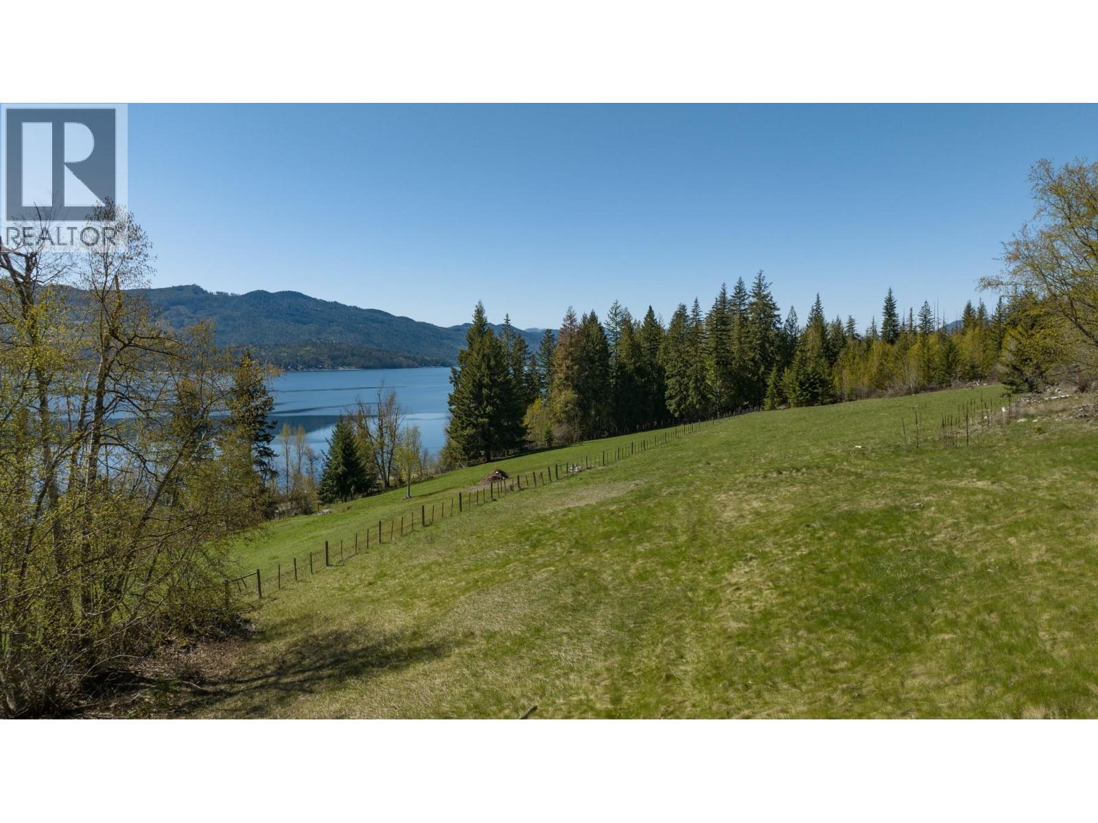 Lot 11 Lonneke Trail, Anglemont, British Columbia