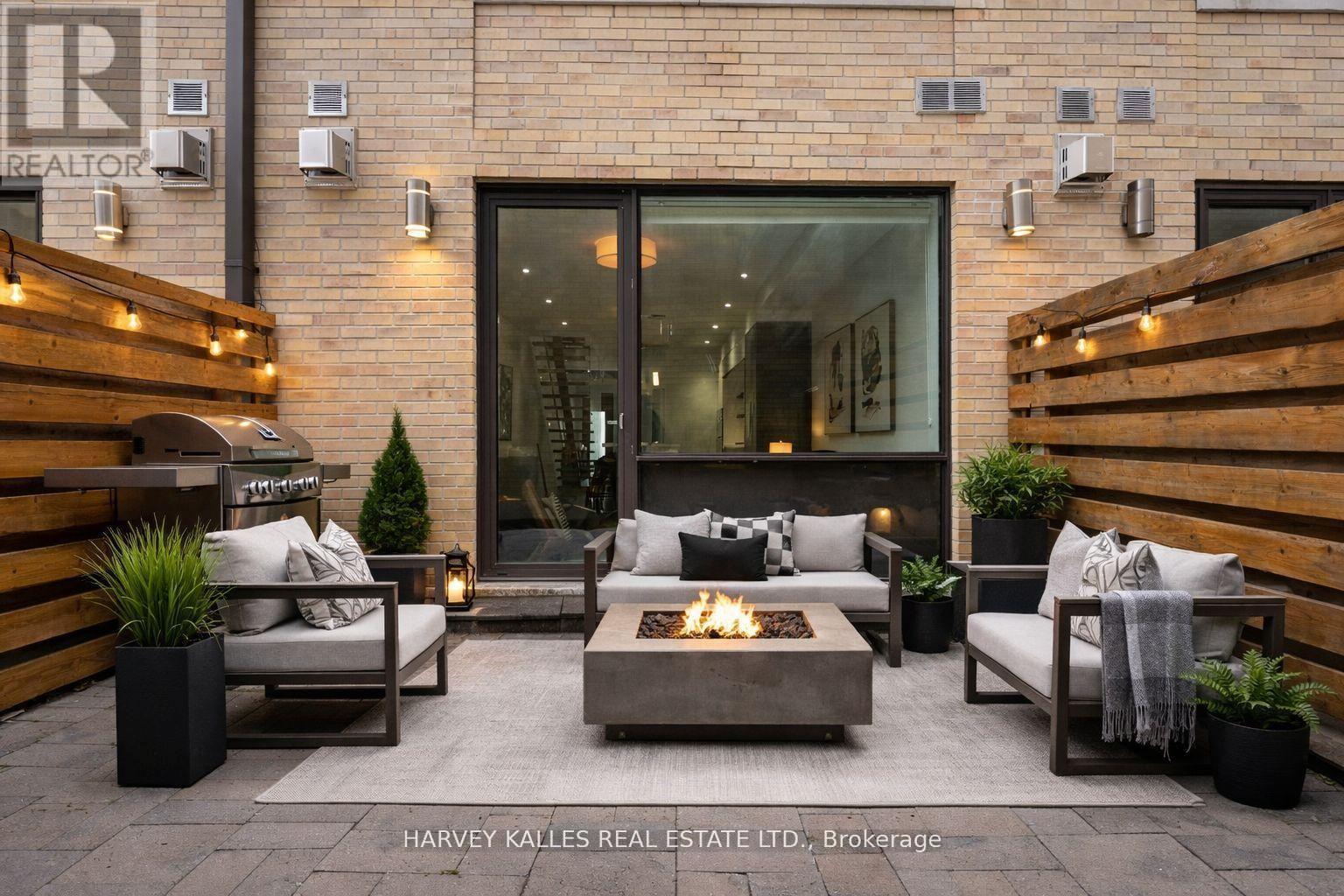 5a Sylvan Avenue, Toronto, Ontario  M6H 1G2 - Photo 12 - C12954364