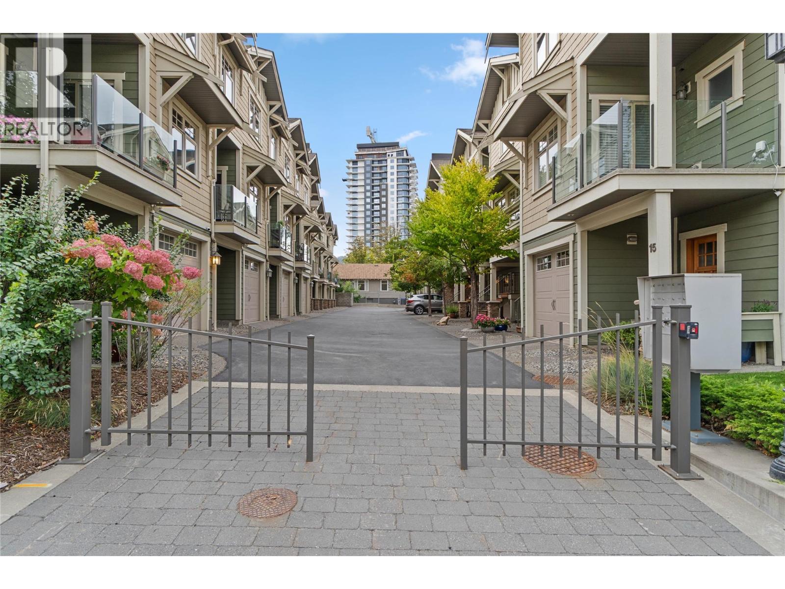 576 Nicola Street Unit# 10, Kamloops, British Columbia  V2C 2R1 - Photo 3 - 10382524