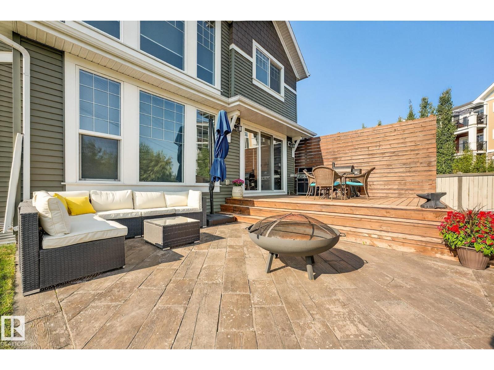 8810 24 AV SW, Edmonton, Alberta