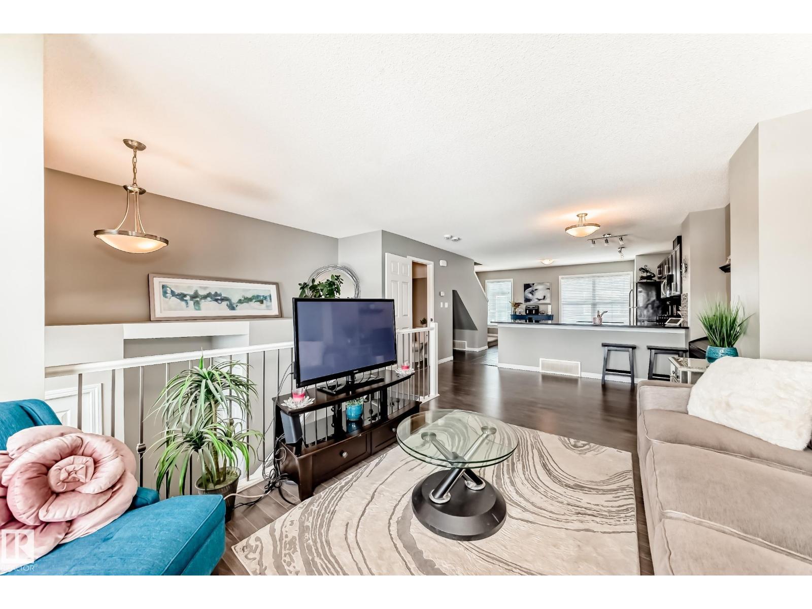 #86 4029 Orchards DR SW, Edmonton, Alberta