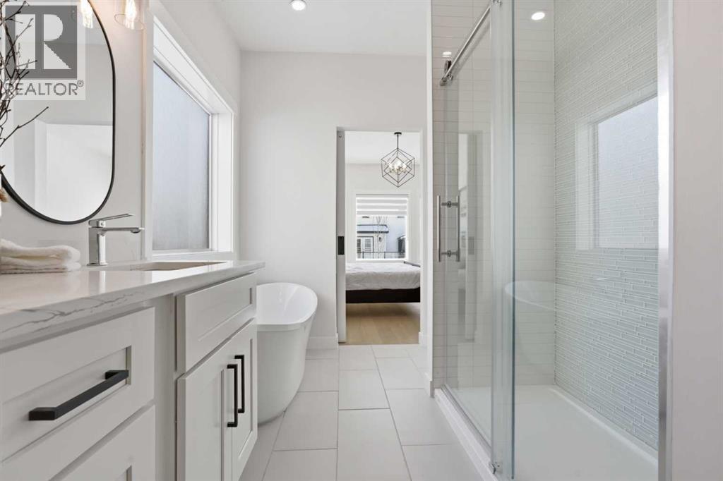 103 Oakmere Green, Chestermere, Alberta  T1X 1N4 - Photo 20 - A2297985