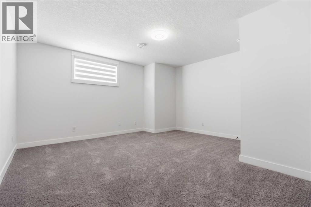 103 Oakmere Green, Chestermere, Alberta  T1X 1N4 - Photo 33 - A2297985