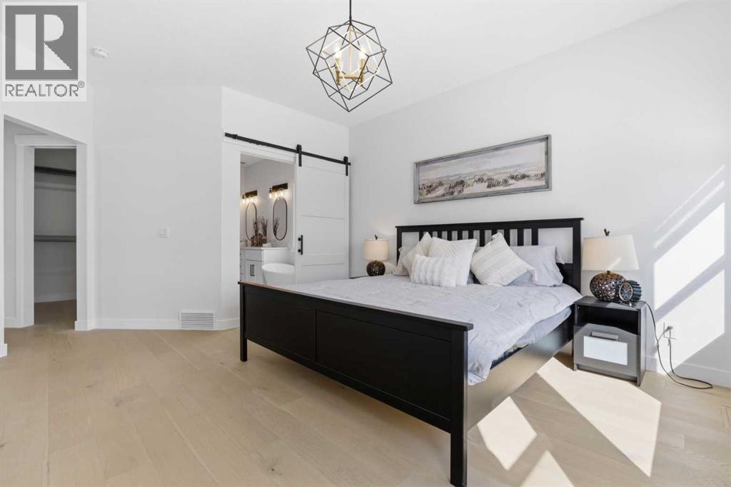 103 Oakmere Green, Chestermere, Alberta  T1X 1N4 - Photo 18 - A2297985