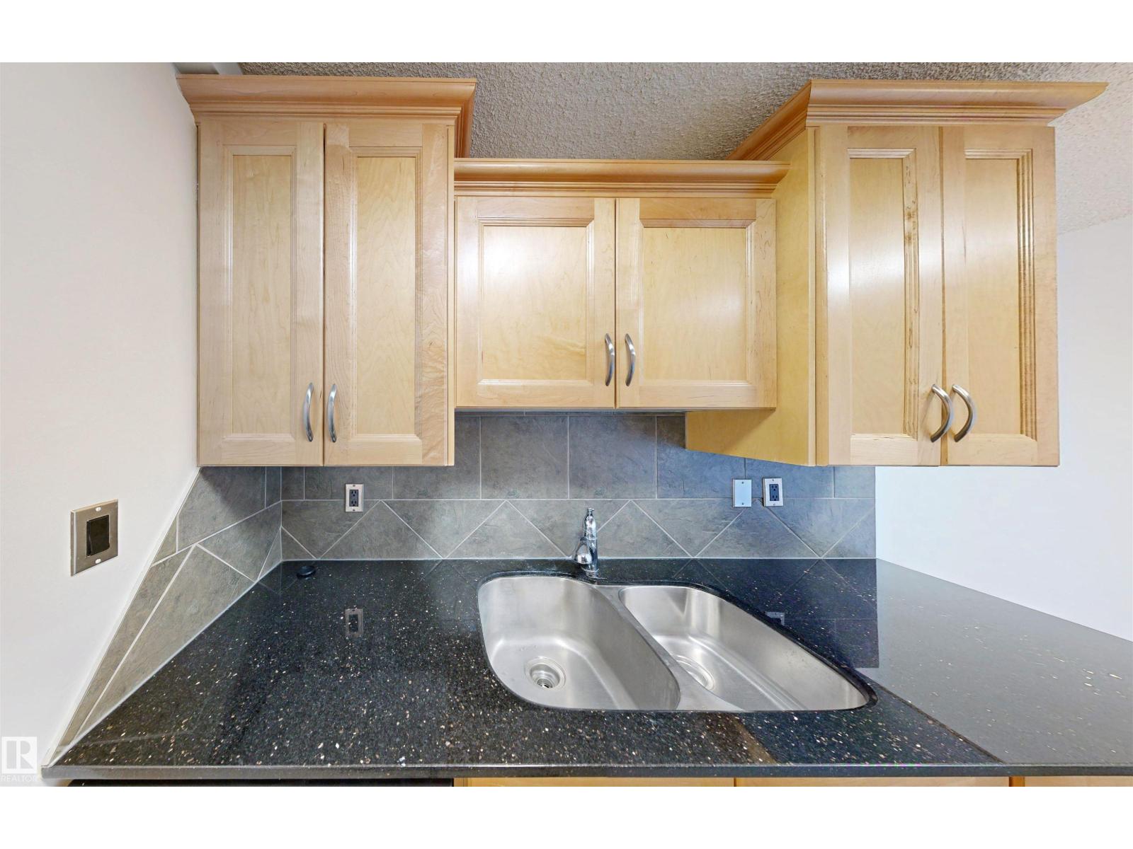 #303 8215 83 Av Nw, Edmonton, Alberta  T6C 1A7 - Photo 8 - E4481969