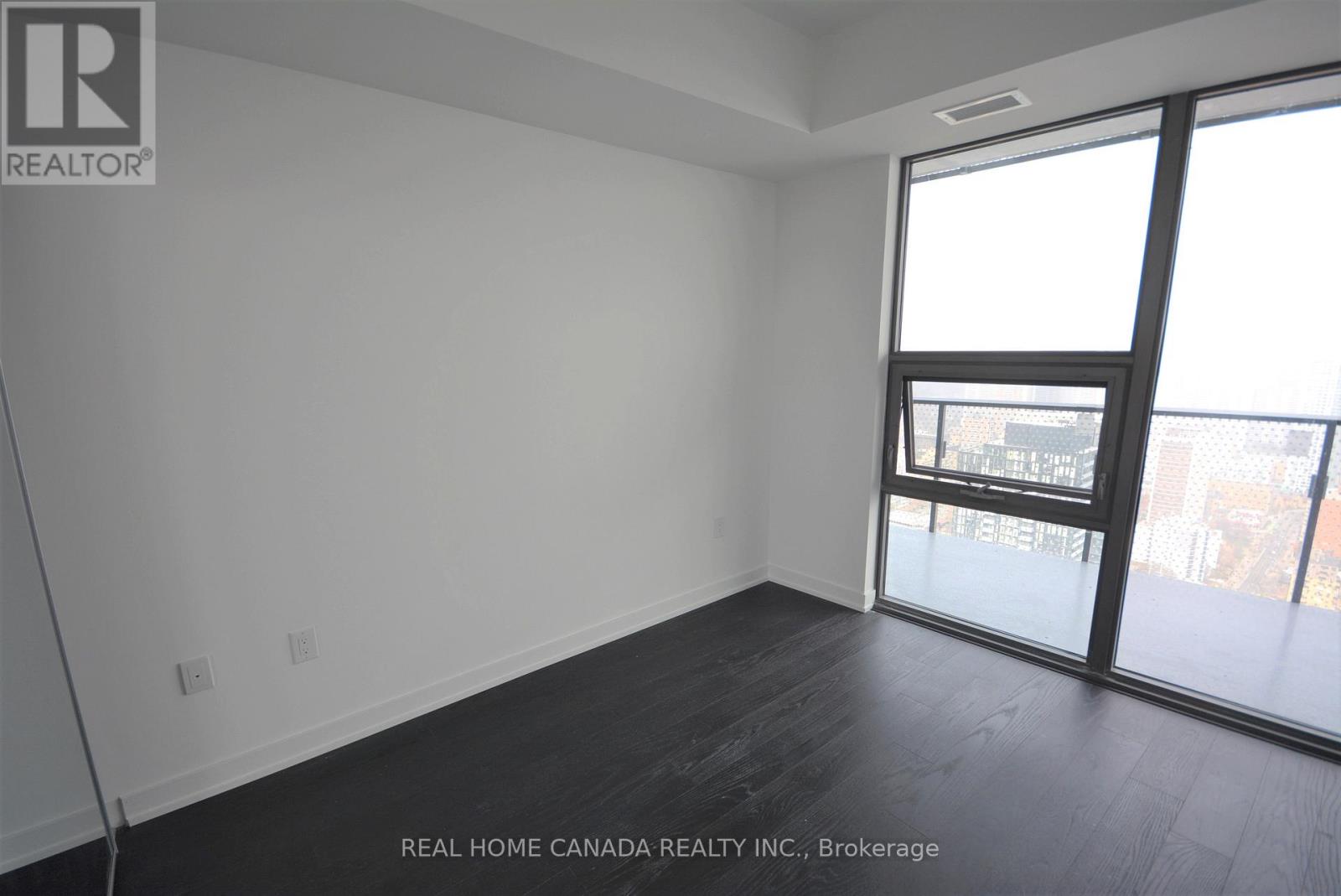 4601 - 11 Wellesley Street W, Toronto, Ontario  M4Y 1E8 - Photo 4 - C12988436