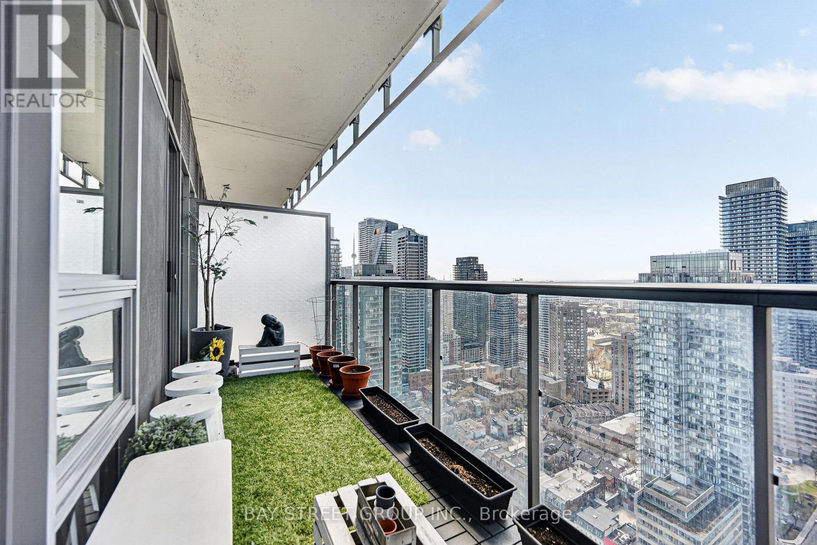 3505 - 33 Charles Street E, Toronto, Ontario  M4Y 0A2 - Photo 21 - C12988440