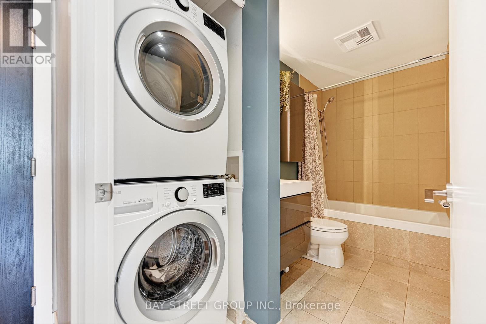 3505 - 33 Charles Street E, Toronto, Ontario  M4Y 0A2 - Photo 24 - C12988440