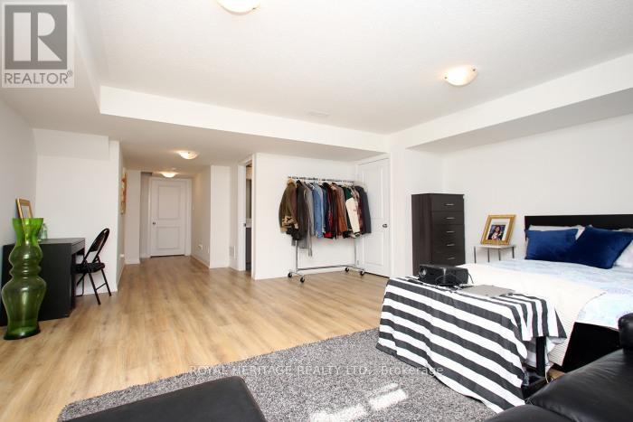 5 Klein Way, Whitby, Ontario  L1R 0S6 - Photo 3 - E12988446