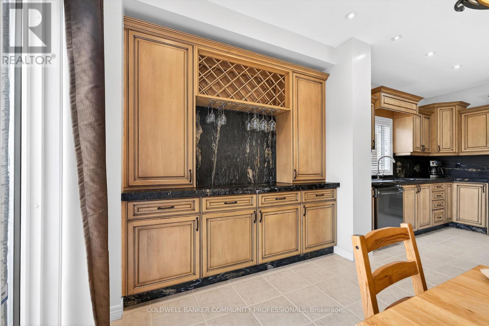 182 Irwin Avenue, Hamilton, Ontario  L8K 0G2 - Photo 14 - X12951410