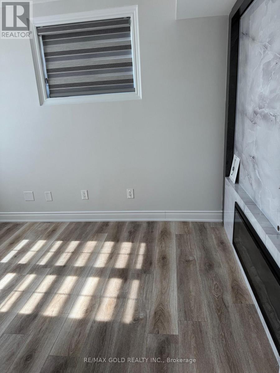 76 Tatra Crescent N, Brampton, Ontario  L6Y 0K6 - Photo 12 - W12988448