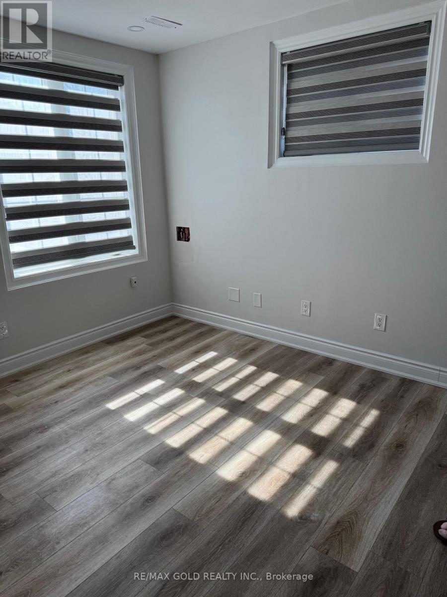 76 Tatra Crescent N, Brampton, Ontario  L6Y 0K6 - Photo 13 - W12988448