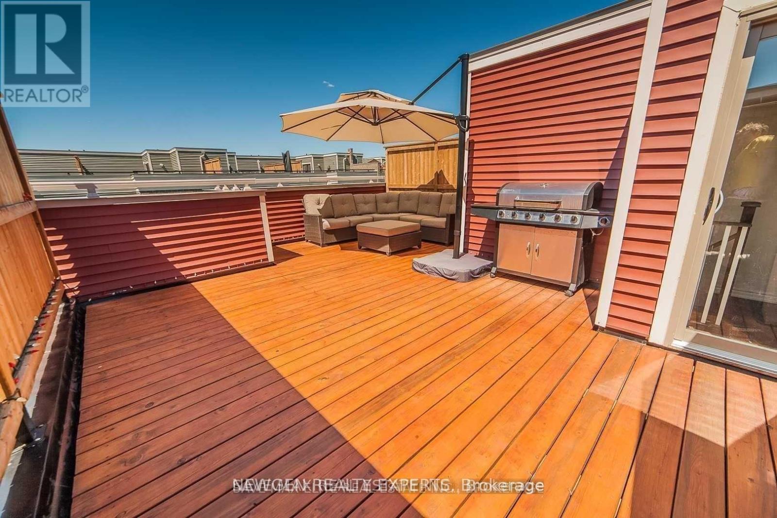 8 - 120 Longbranch Avenue, Toronto, Ontario  M8W 0A9 - Photo 13 - W12988450