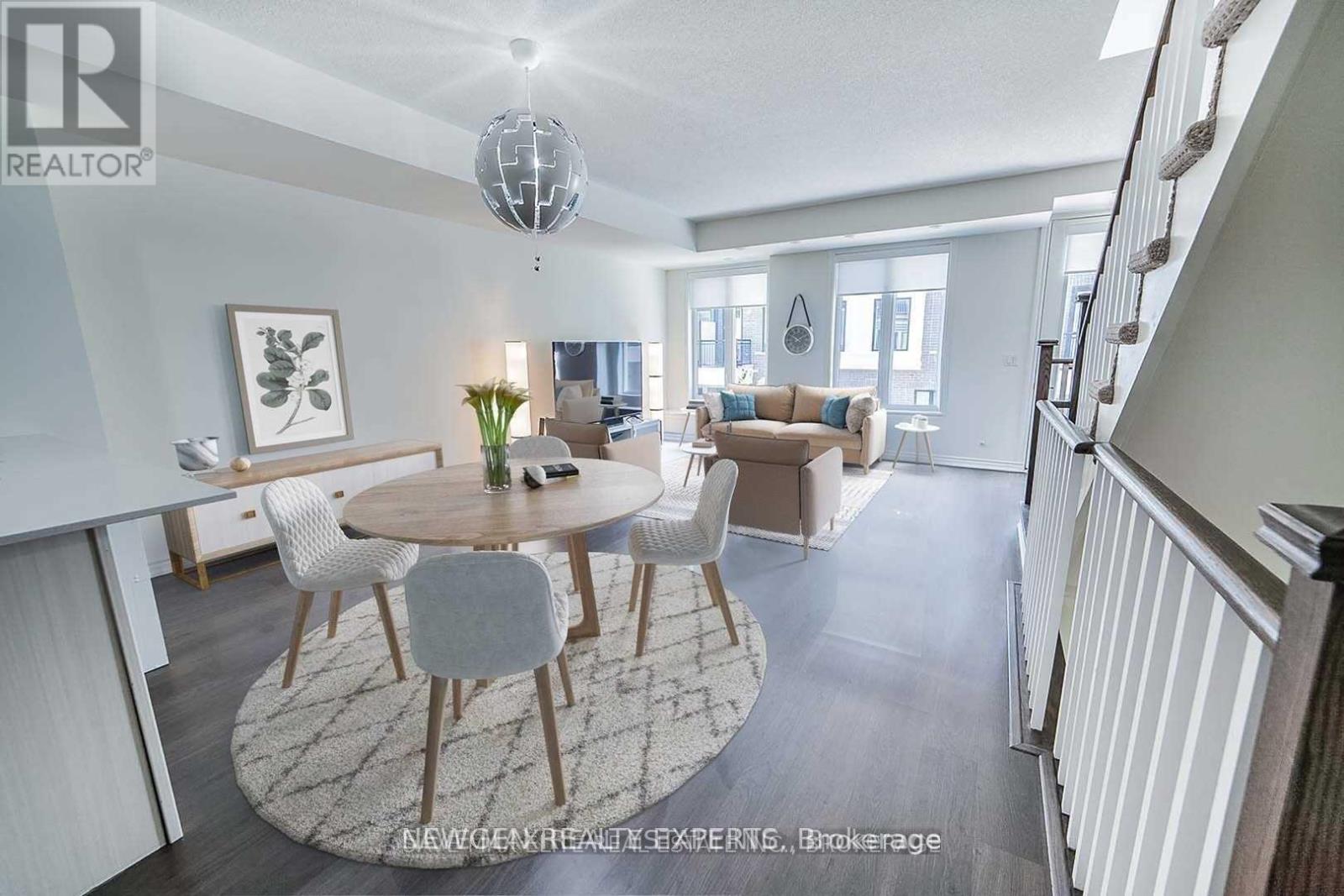 8 - 120 Longbranch Avenue, Toronto, Ontario  M8W 0A9 - Photo 4 - W12988450