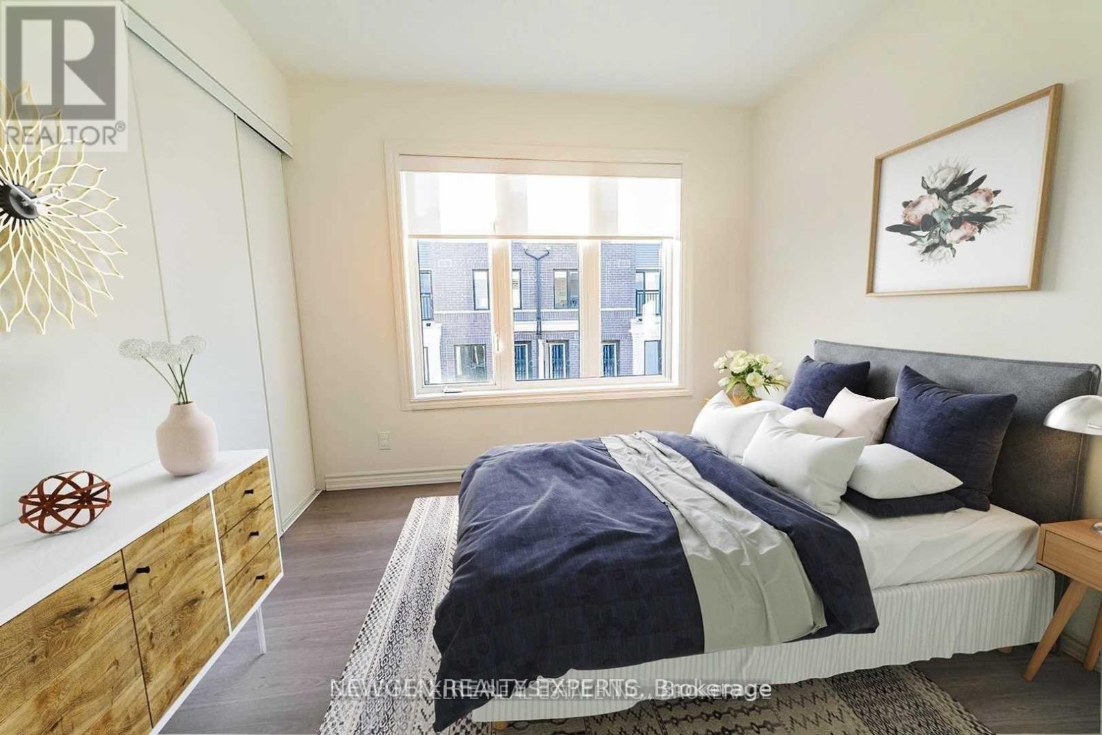 8 - 120 Longbranch Avenue, Toronto, Ontario  M8W 0A9 - Photo 7 - W12988450