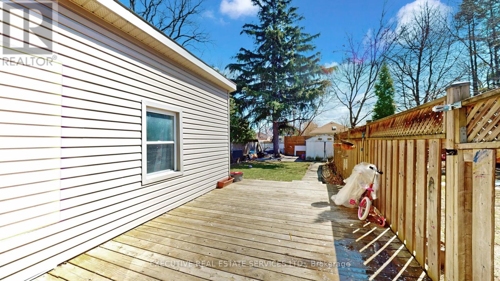 89 John Street, Brampton, Ontario  L6W 1Z4 - Photo 31 - W12988452