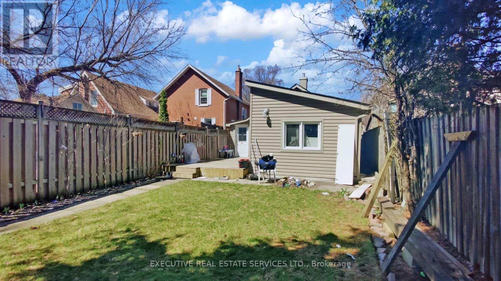 89 John Street, Brampton, Ontario  L6W 1Z4 - Photo 34 - W12988452