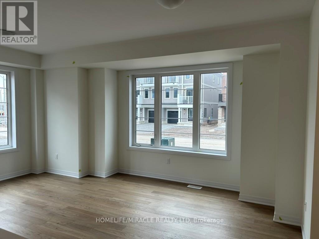 8 Canvas Crescent, Welland, Ontario  L3B 0P3 - Photo 5 - X12988442