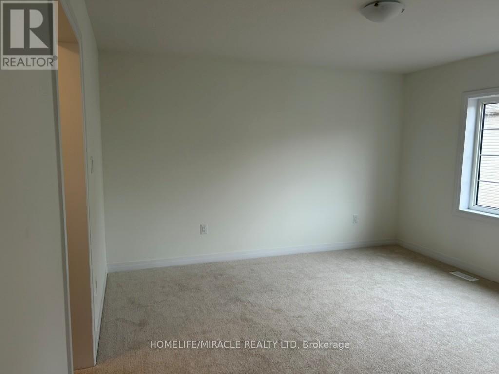 8 Canvas Crescent, Welland, Ontario  L3B 0P3 - Photo 6 - X12988442