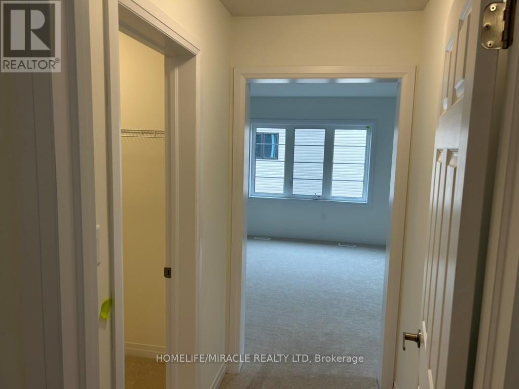 8 Canvas Crescent, Welland, Ontario  L3B 0P3 - Photo 8 - X12988442