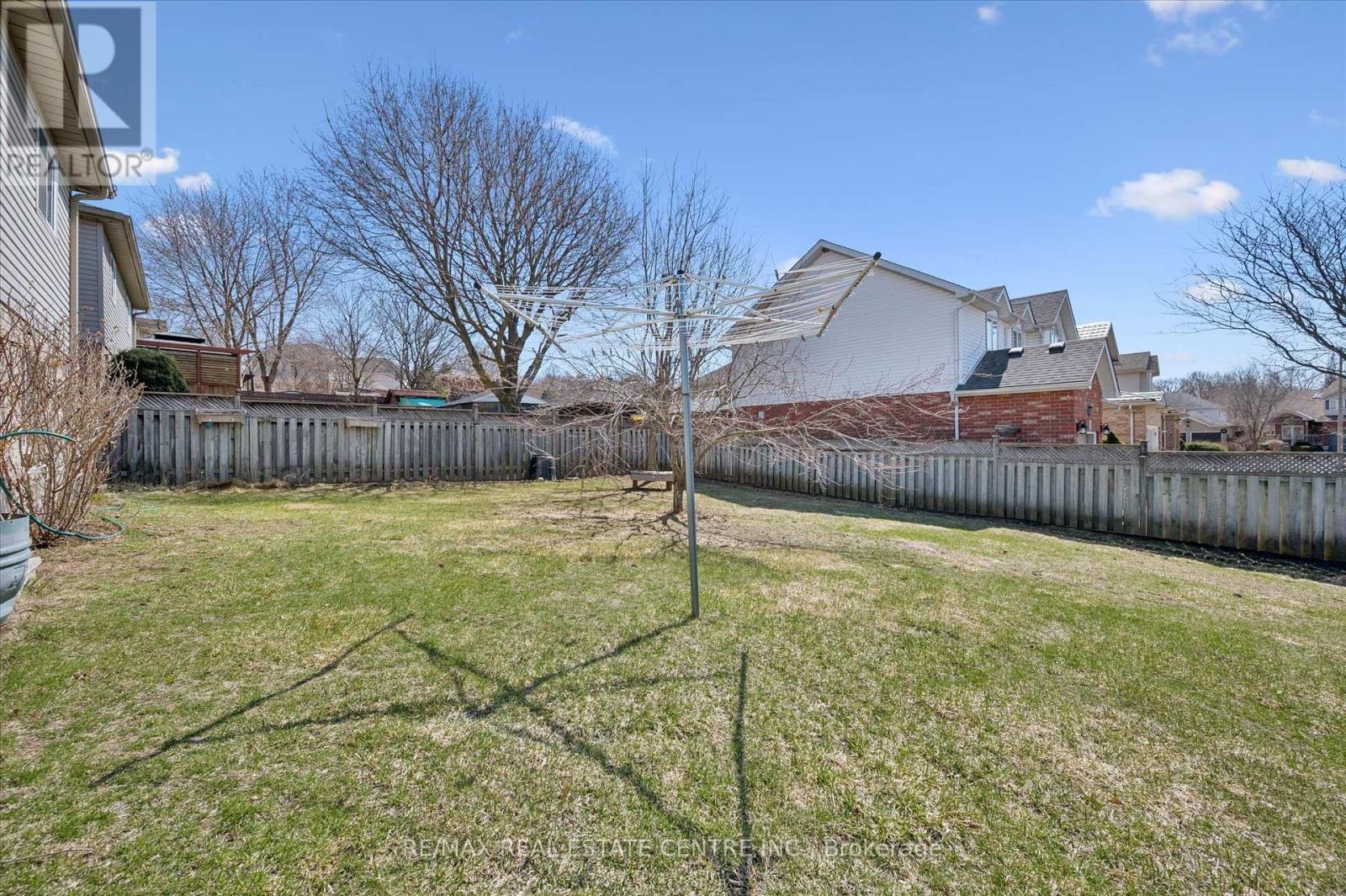 35 Melran Drive, Cambridge, Ontario  N3C 4C1 - Photo 37 - X12975000