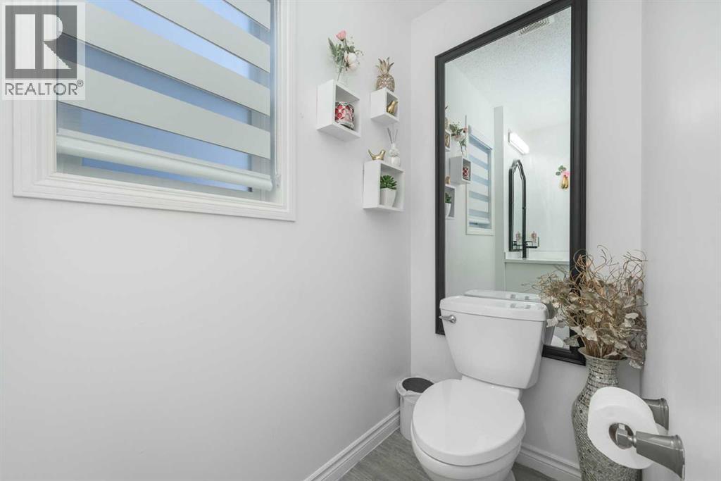 8430 Saddleridge Drive Ne, Calgary, Alberta  t3j 4w9 - Photo 12 - A2293529