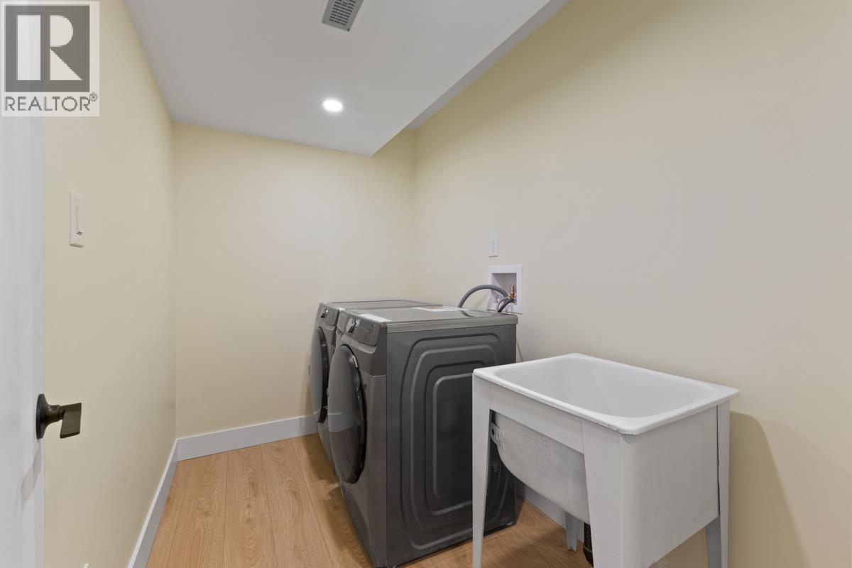 2518 Swinburne Avenue, North Vancouver, British Columbia  V7H 1L5 - Photo 30 - R3108416