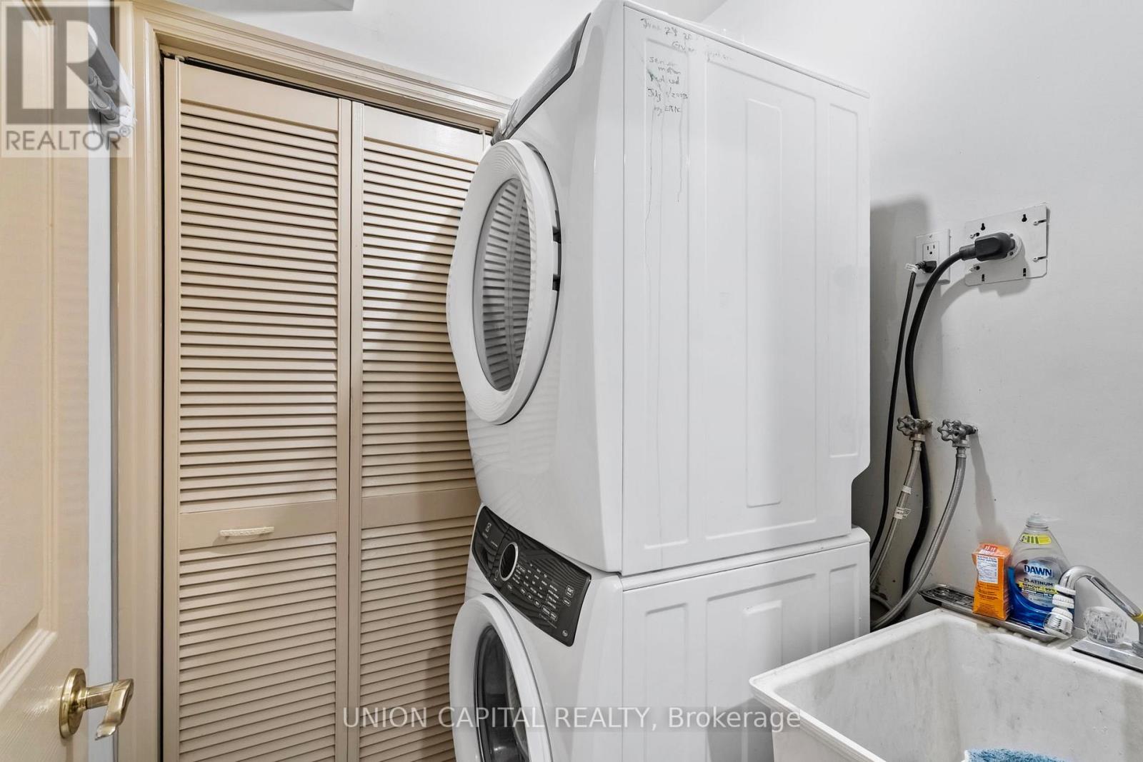 75 Falcon Street, Toronto, Ontario  M4S 2P4 - Photo 11 - C12987168