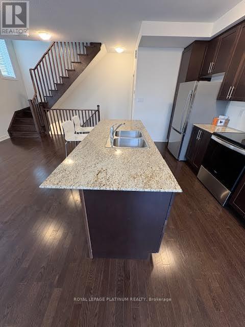 45 Haymarket Drive, Brampton, Ontario  L7A 5C1 - Photo 10 - W12983006