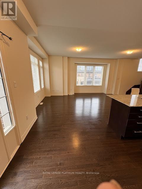 45 Haymarket Drive, Brampton, Ontario  L7A 5C1 - Photo 9 - W12983006