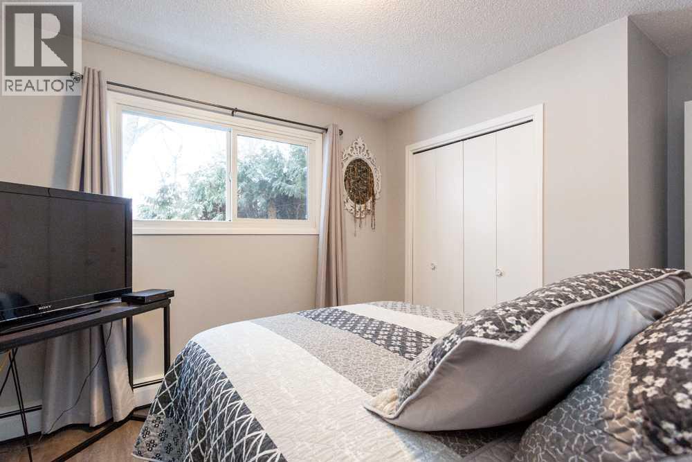 112 1 Street Ne, Medicine Hat, Alberta  T1A 5K3 - Photo 12 - A2300316